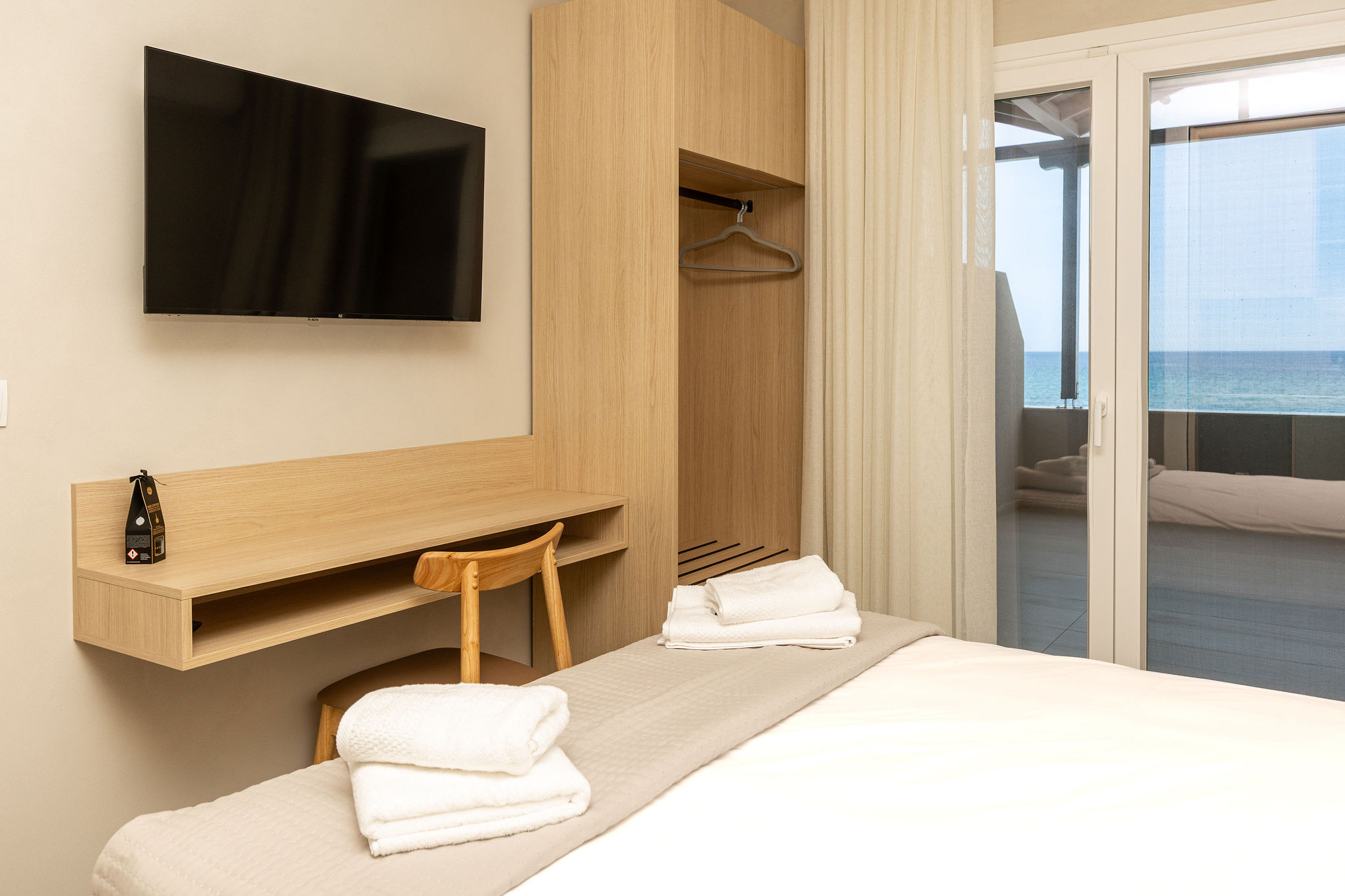 Room 13 suite